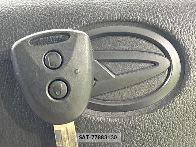 Daihatsu MIRA 2021-07 8329034-5