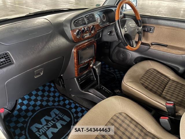 Daihatsu MIRA 2002-03 8330151-11