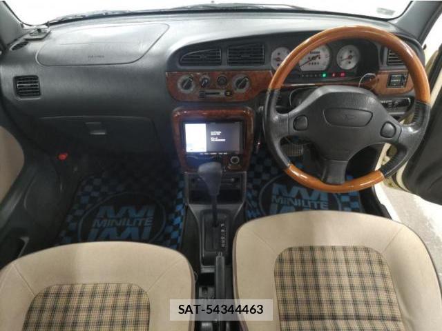 Daihatsu MIRA 2002-03 8330151-2