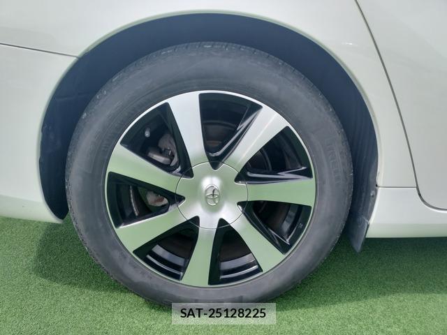 Toyota Mirai 2015-07 8329493-12