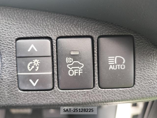 Toyota Mirai 2015-07 8329493-7