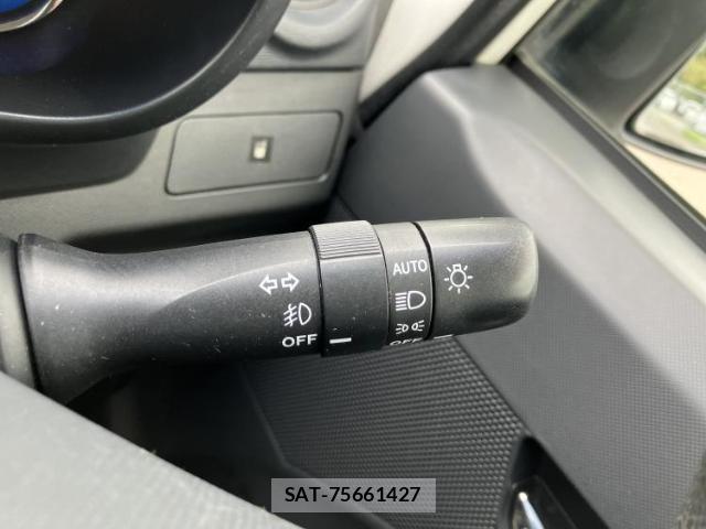 Daihatsu MOVE 2013-04 8330437-12