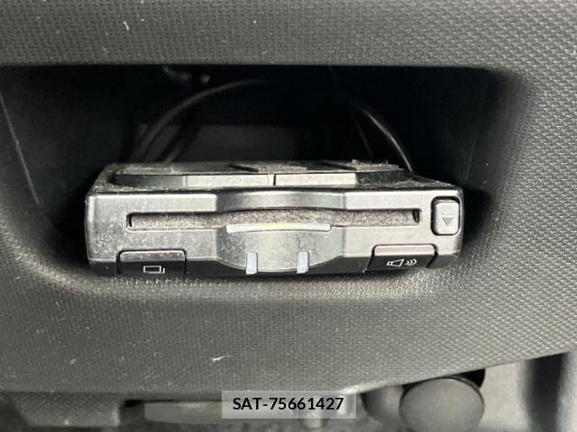 Daihatsu MOVE 2013-04 8330437-17