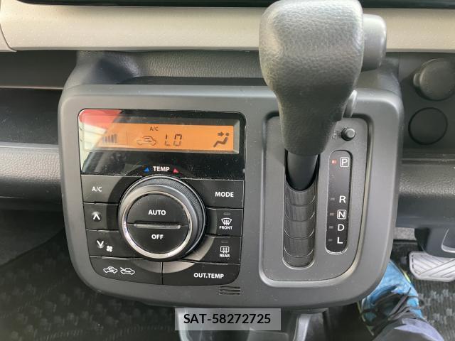 Suzuki MR WAGON 2014-04 8327802-9