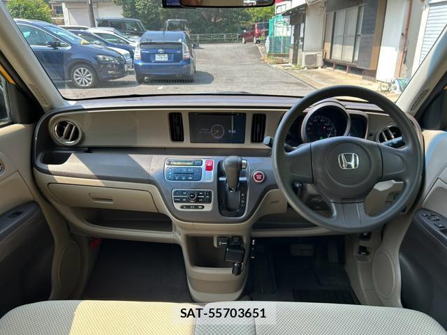 Honda N-ONE 2012-11 8328711-9