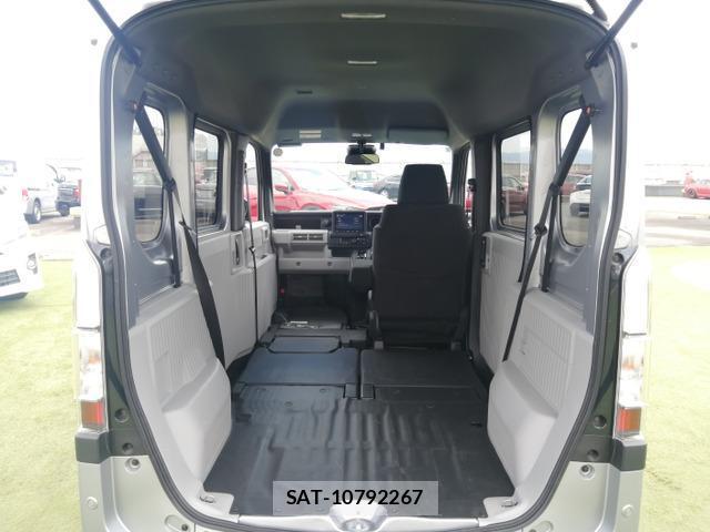 Honda N-VAN e: 2024-10 8330302-13