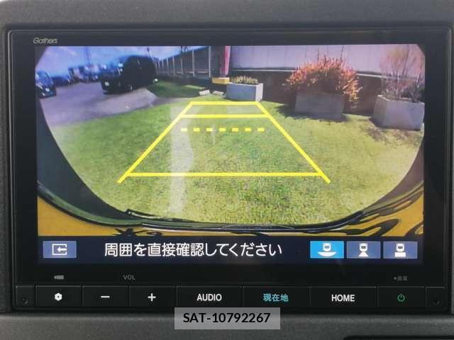 Honda N-VAN e: 2024-10 8330302-7