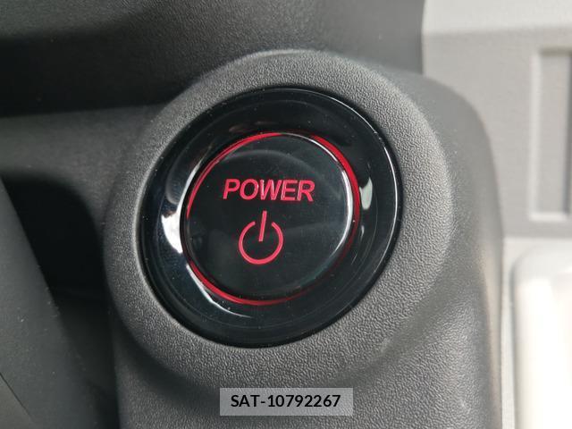 Honda N-VAN e: 2024-10 8330302-8