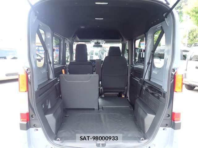 Honda N-VAN 2025-07 8328889-11