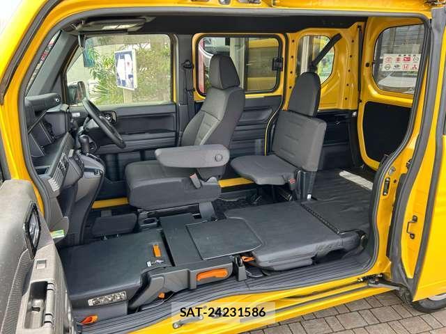 Honda N-VAN 2019-01 8329378-10