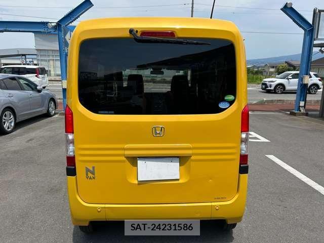 Honda N-VAN 2019-01 8329378-5