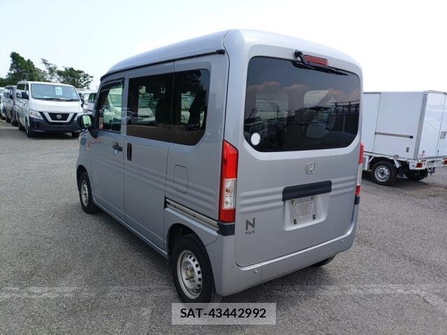 Honda N-VAN 2021-07 8328277-4