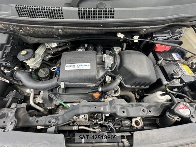 Honda N-WGN 2015-08 8328042-7