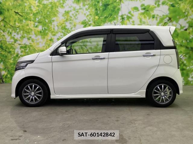 Honda N-WGN 2015-03 8329672-1