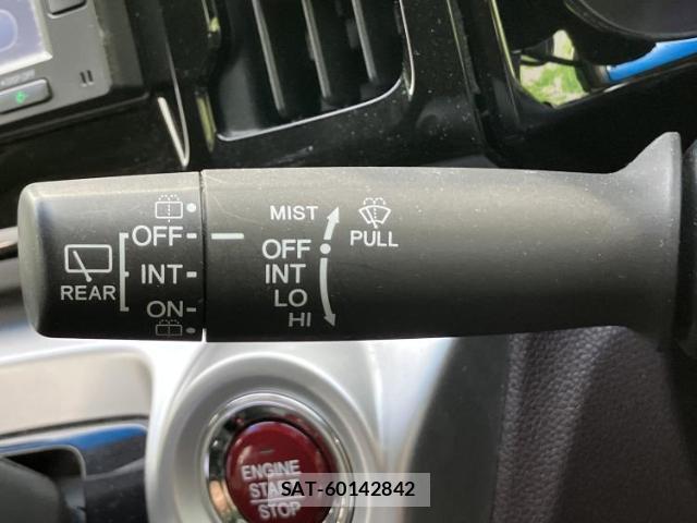 Honda N-WGN 2015-03 8329672-14