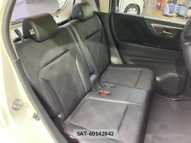 Honda N-WGN 2015-03 8329672-5
