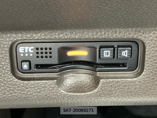 Honda N-WGN 2020-12 8328014-17