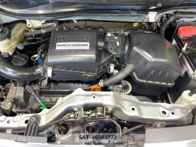 Honda N-WGN 2017-11 8329397-17