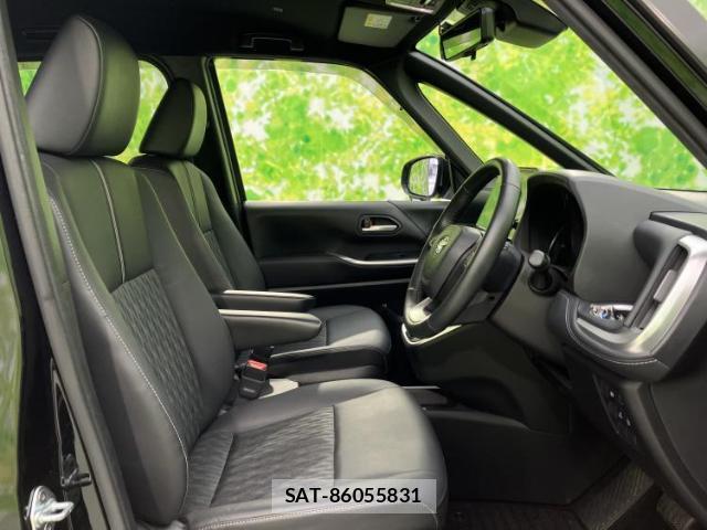 Toyota NOAH 2023-01 8328707-3