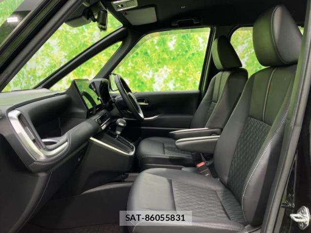 Toyota NOAH 2023-01 8328707-6