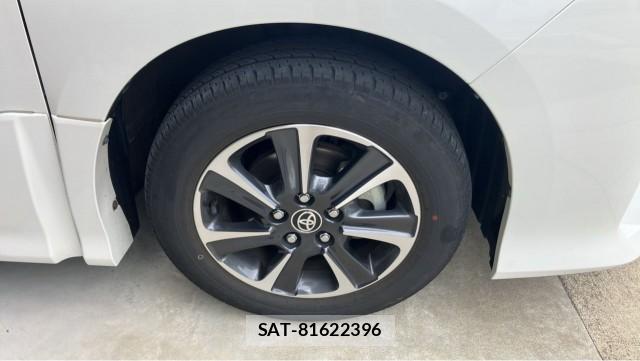 Toyota NOAH 2021-02 8329296-8