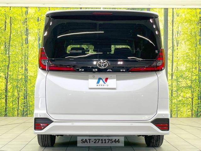 Toyota NOAH 2022-03 8329481-14