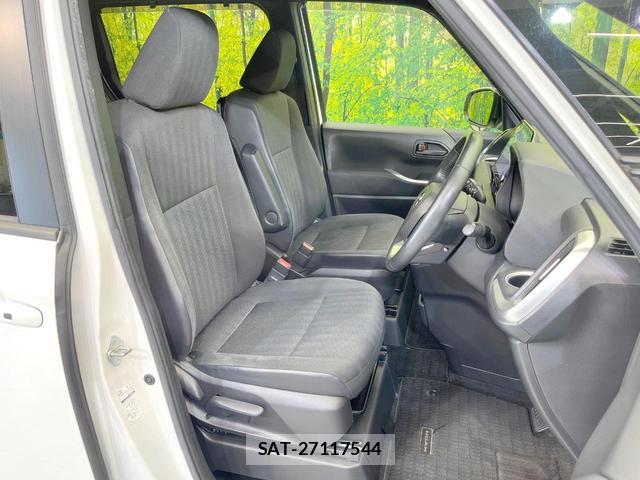 Toyota NOAH 2022-03 8329481-6