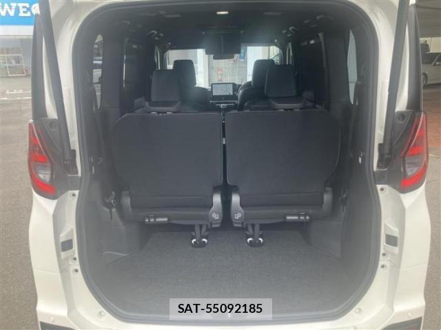 Toyota NOAH 2024-10 8329609-6
