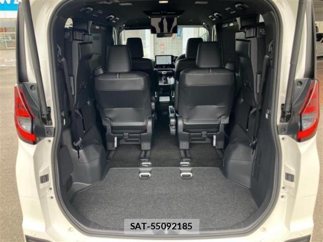 Toyota NOAH 2024-10 8329609-7