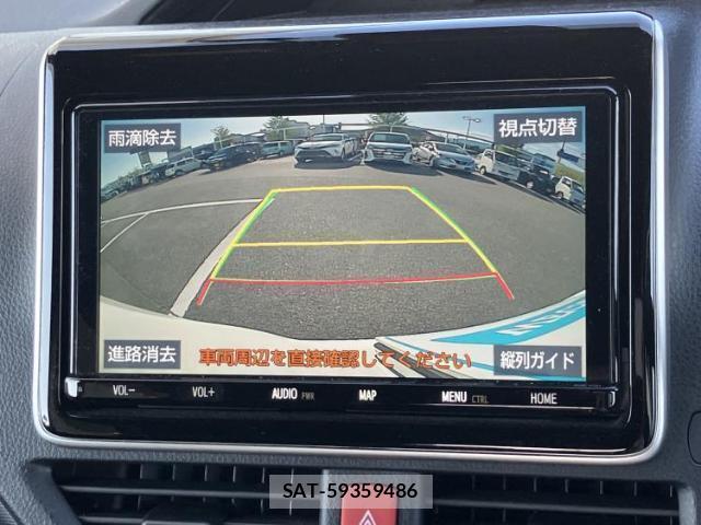 Toyota NOAH 2021-07 8329662-11