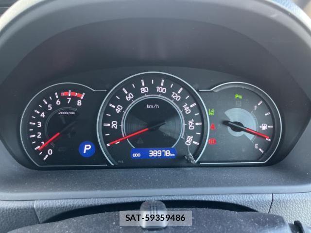 Toyota NOAH 2021-07 8329662-13