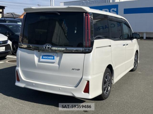 Toyota NOAH 2021-07 8329662-2