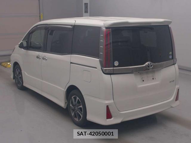 Toyota NOAH 2018-03 8329681-3