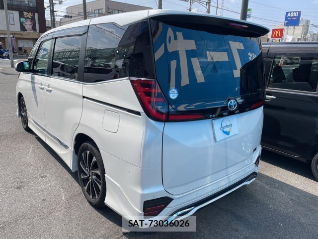 Toyota NOAH 2023-02 8329775-3