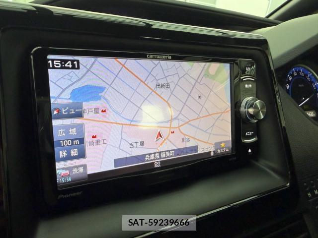 Toyota NOAH 2015-07 8329782-3