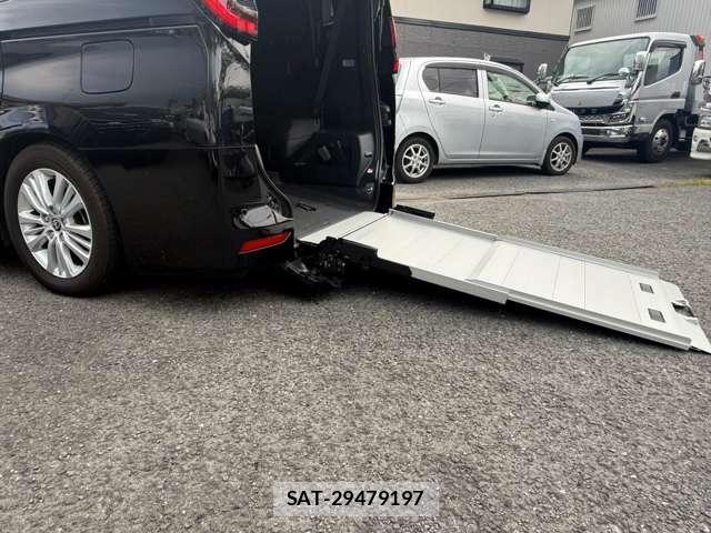 Toyota NOAH 2024-03 8330054-2