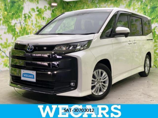 Toyota NOAH 2022-11 8330512-0