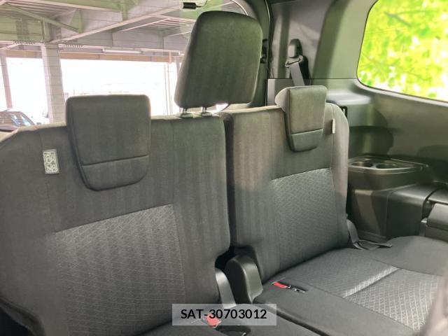 Toyota NOAH 2022-11 8330512-5