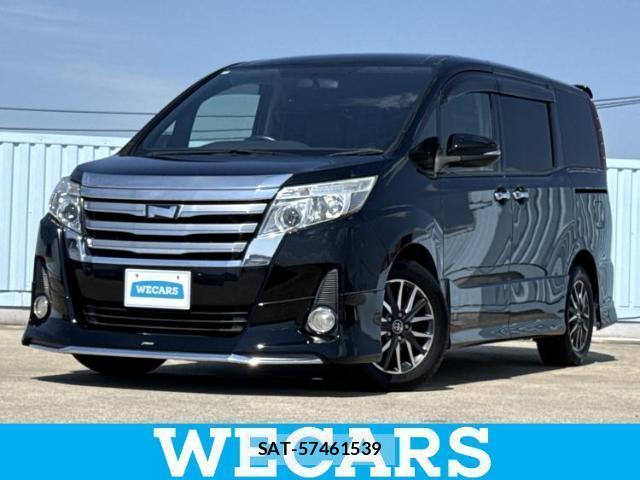 Toyota NOAH 2014-02 8330555-0