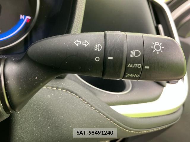 Toyota NOAH 2023-12 8330637-15