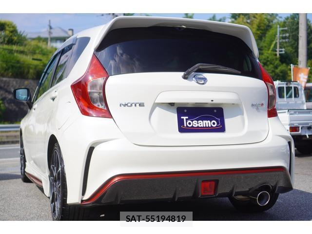 Nissan NOTE 2015-05 8327773-14