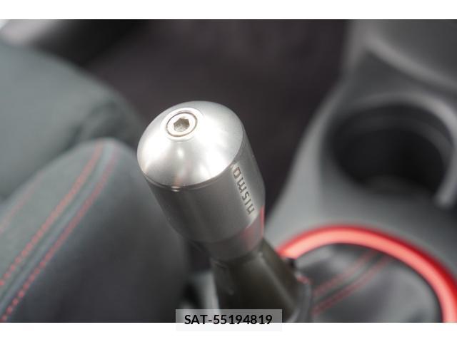 Nissan NOTE 2015-05 8327773-17