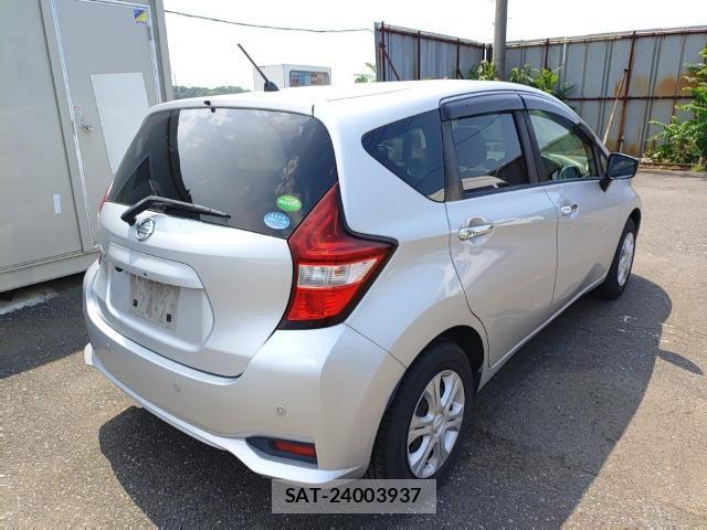 Nissan NOTE 2019-07 8328194-4
