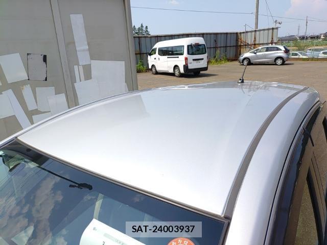 Nissan NOTE 2019-07 8328194-6