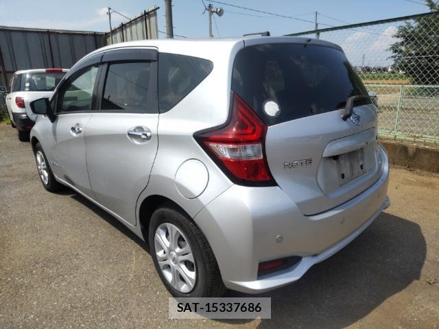 Nissan NOTE 2019-07 8328204-5