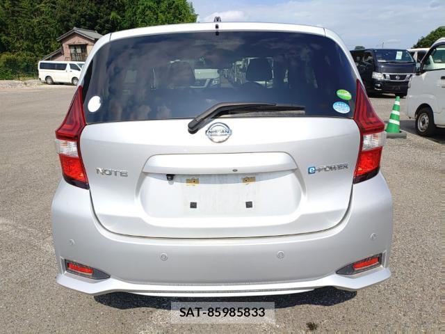 Nissan NOTE 2019-08 8328230-1