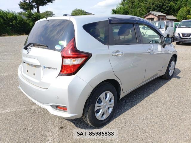 Nissan NOTE 2019-08 8328230-4
