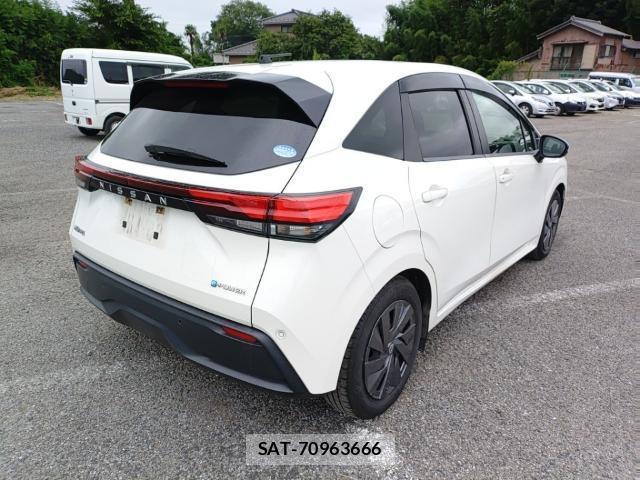 Nissan NOTE 2021-07 8328242-4