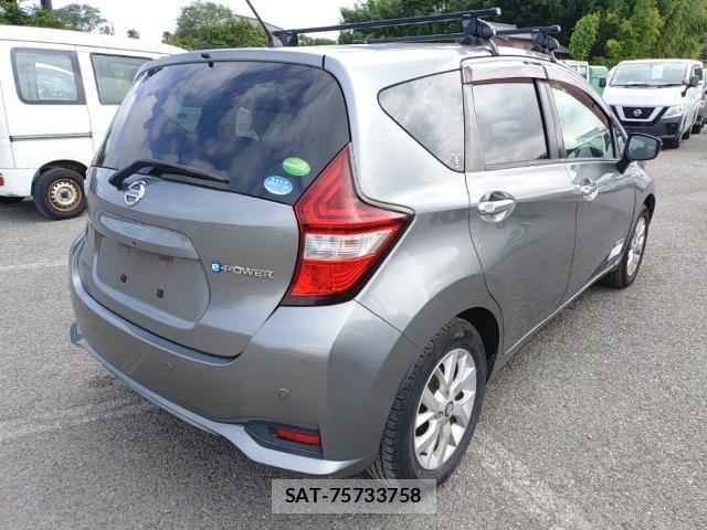 Nissan NOTE 2019-07 8328247-4