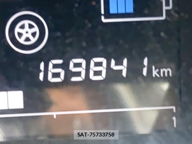 Nissan NOTE 2019-07 8328247-9
